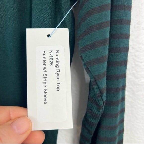 LAB40 Ryan Nursing Maternity Top, Hunter Green and Black Stripe, Medium, NWT! - Picture 3 of 8